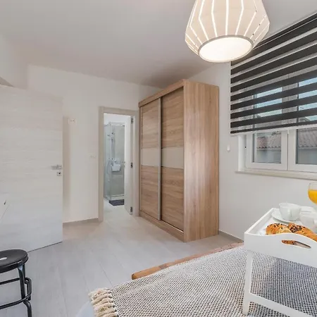Galant Apartman *